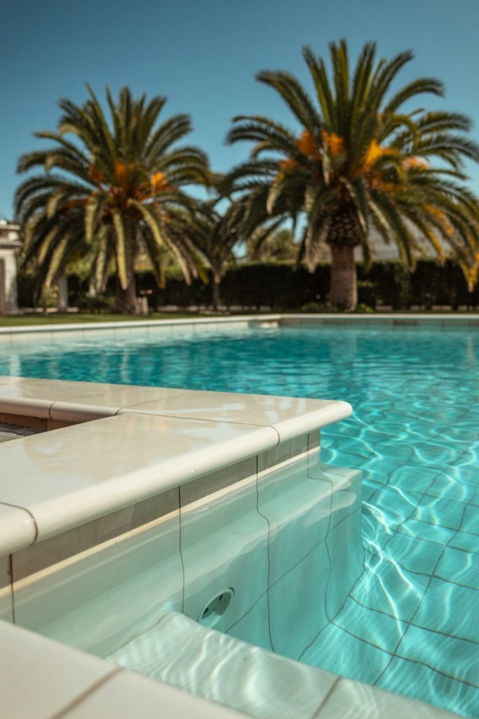 Porcelain Tile That’s Easy and Stylish
