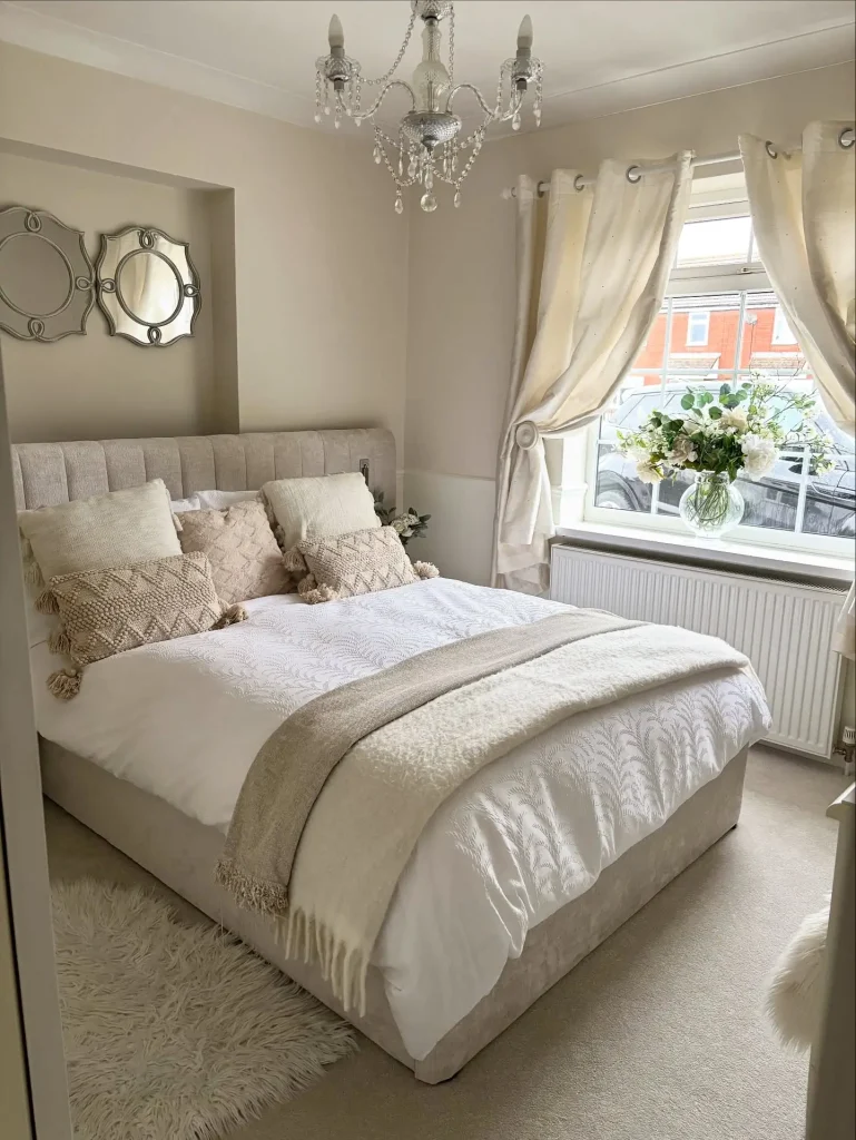 3. Modern Guest Bedrooms with Minimal Furniture