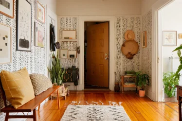 15 Entryway Ideas for Renters That Look Custom Without Touching a Wall