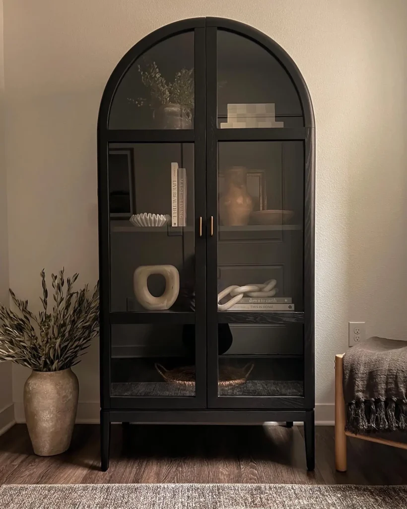 18. Finish With Functional Decorative Objects