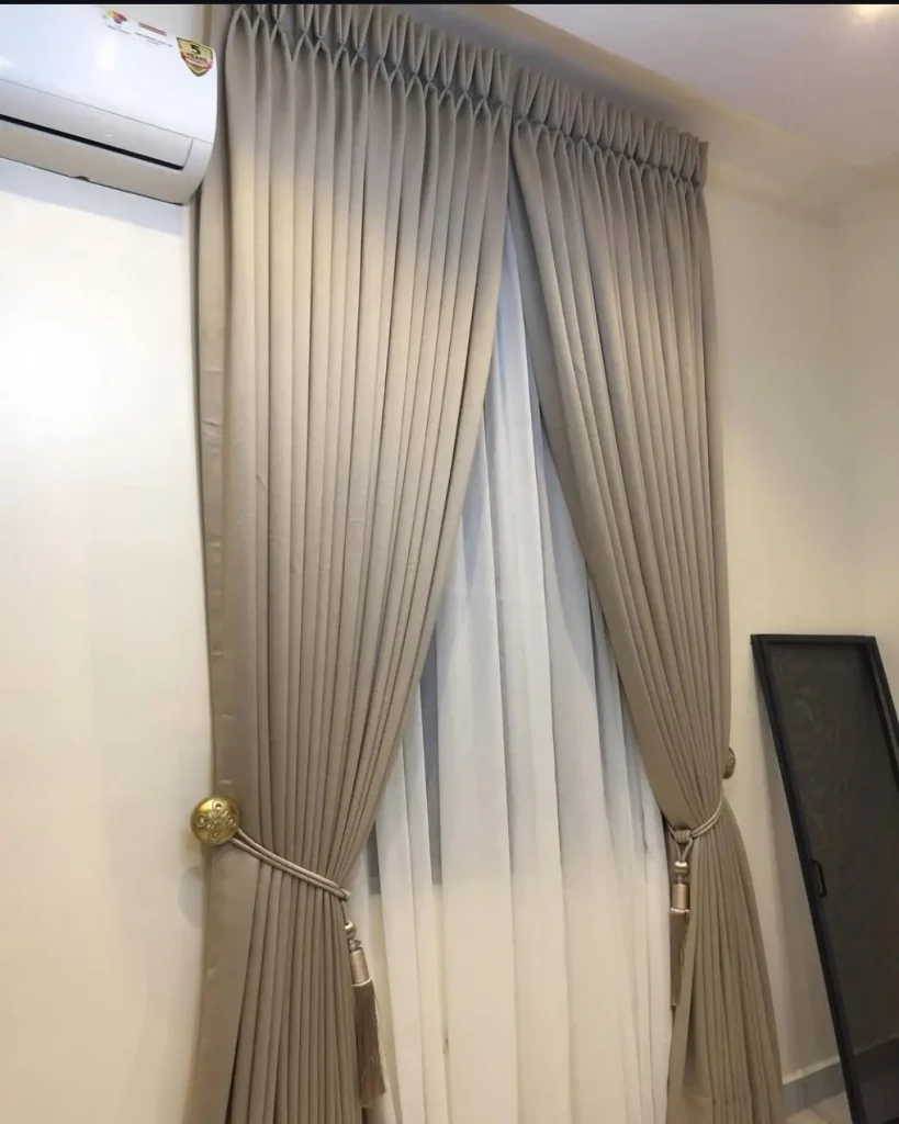 4. The Grand Scale: Pinch Pleat Drapery as the Star