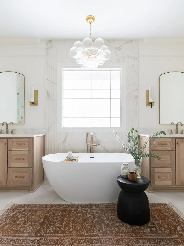 7. Limit Color to One Small Accessory