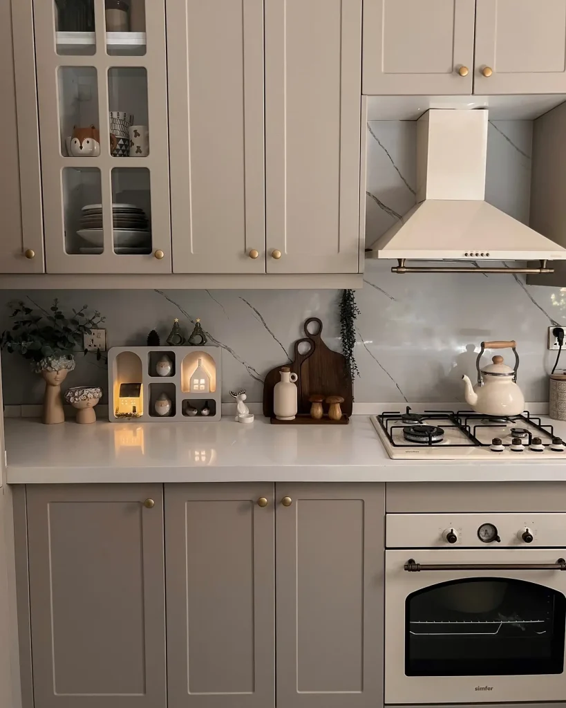 7. The Dish Soap & Microfiber Deep Clean That Looks Like a Renovation