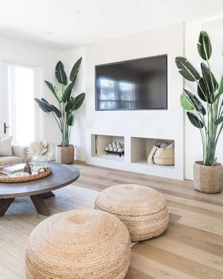 Use Kente Cloth as a Statement Textile